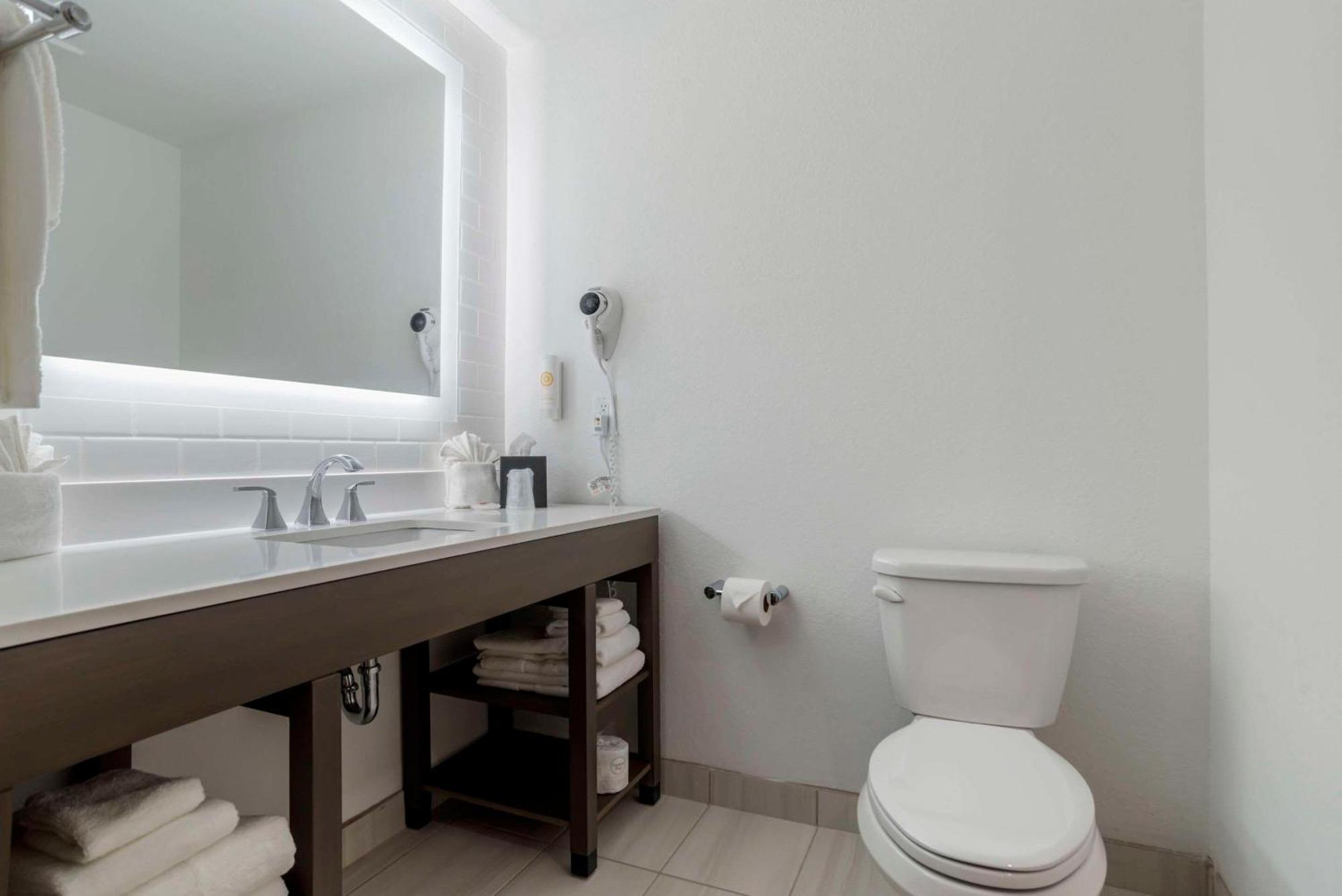 Comfort Inn & Suites Panama City Beach - Pier Park Area Extérieur photo