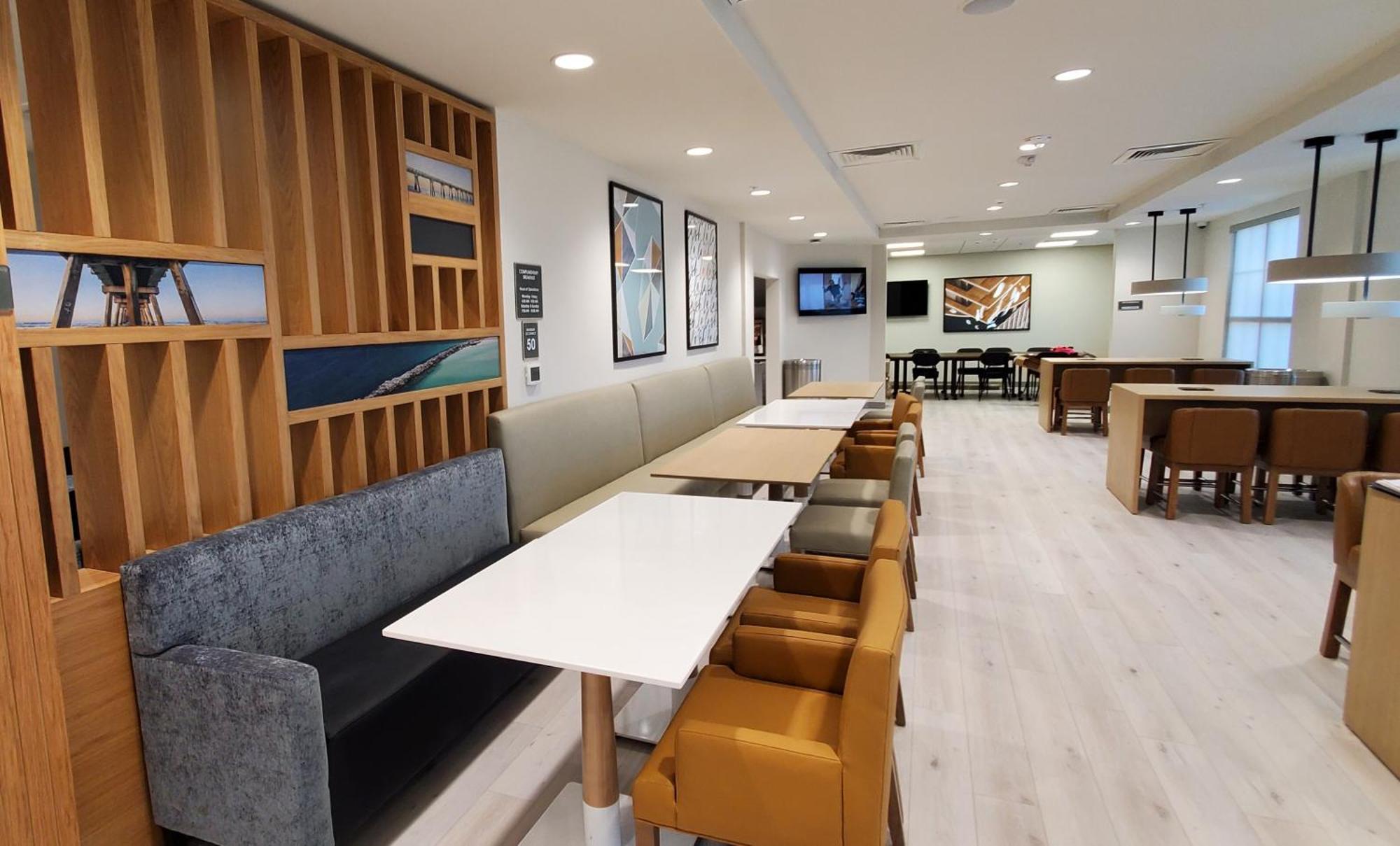 Comfort Inn & Suites Panama City Beach - Pier Park Area Extérieur photo